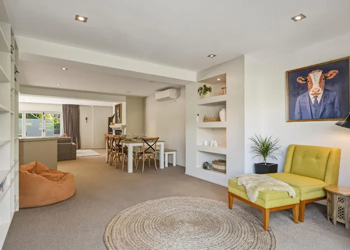 Hébergement de vacances Okareka - Pool And Log Fire Sleeps 12 Walk To The *